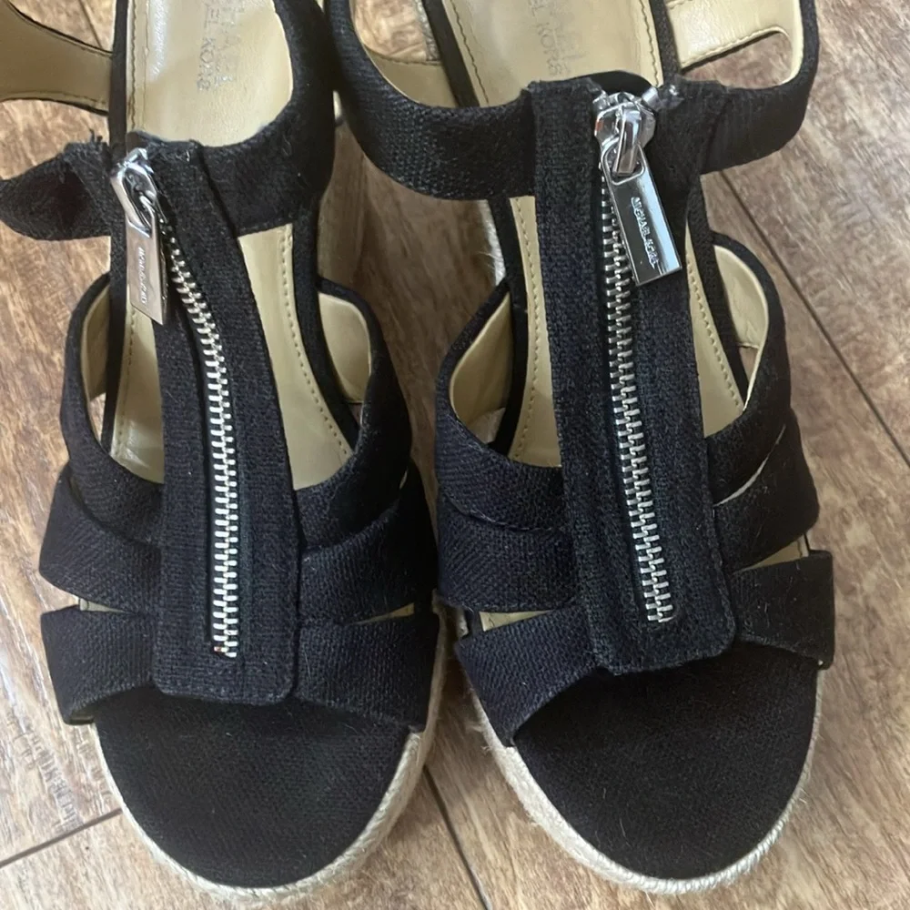 Michael Kors Berkley canvas wedge sandals Black Size:7.5 - Picture 6 of 7
